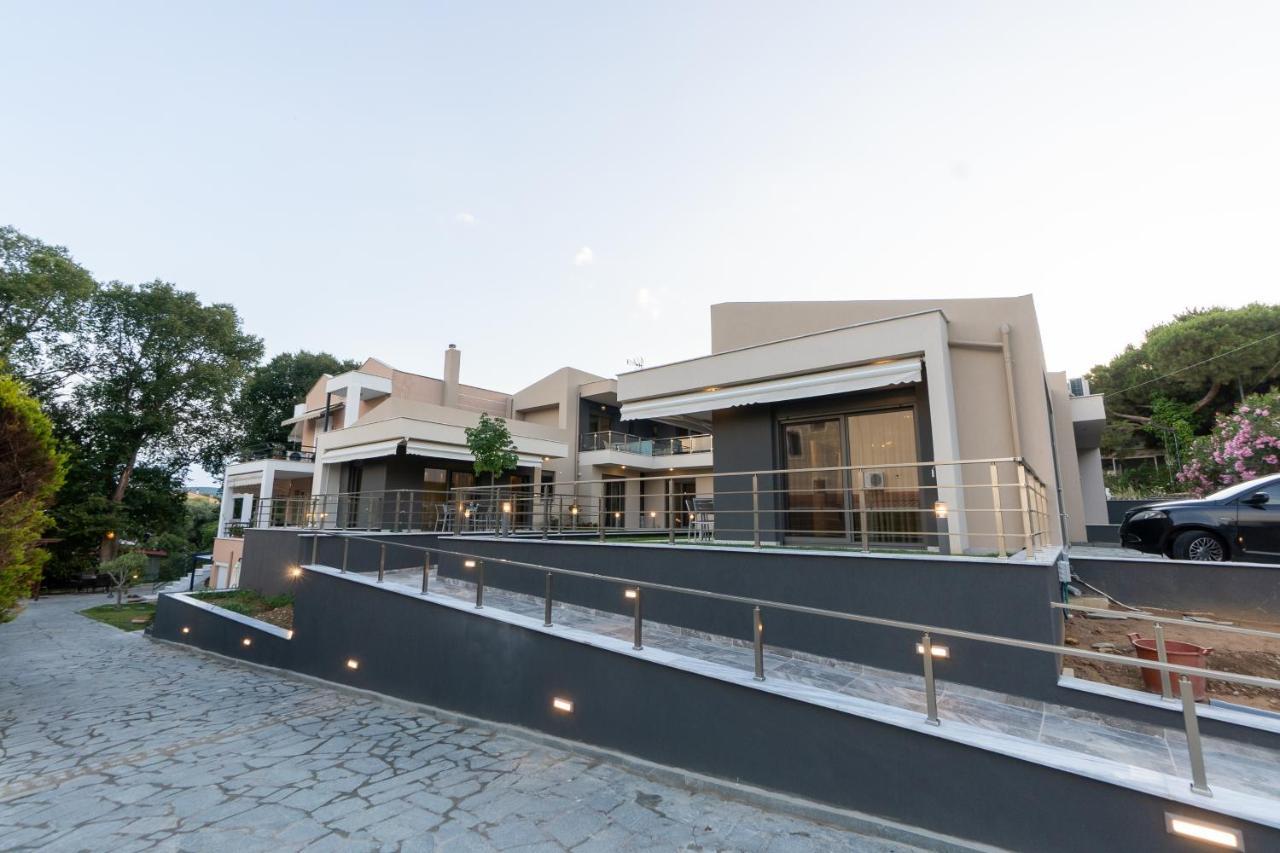 3 Doors Villas Nea Iraklitsa المظهر الخارجي الصورة