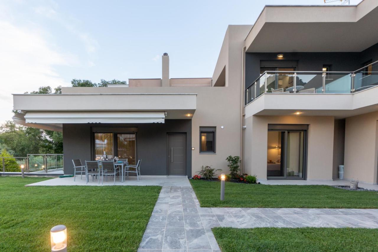 3 Doors Villas Nea Iraklitsa المظهر الخارجي الصورة