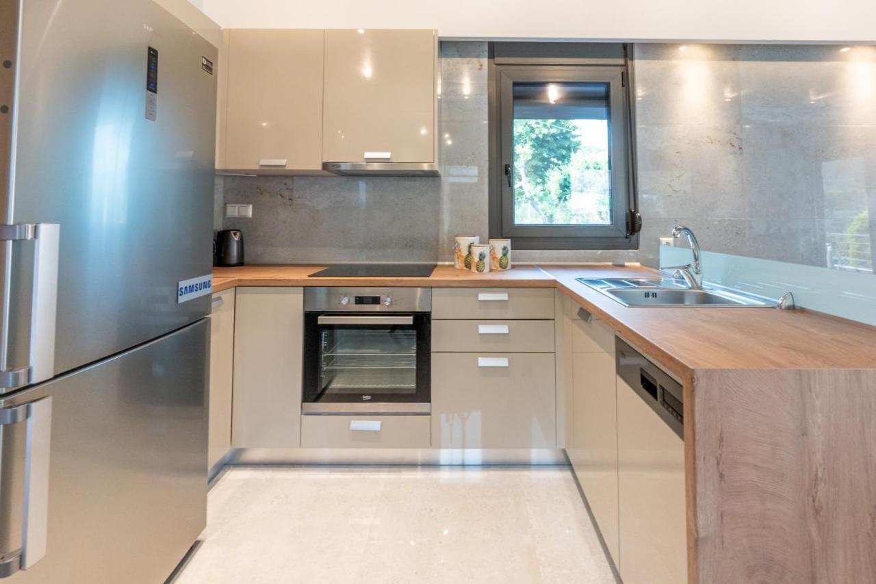 3 Doors Villas Nea Iraklitsa المظهر الخارجي الصورة