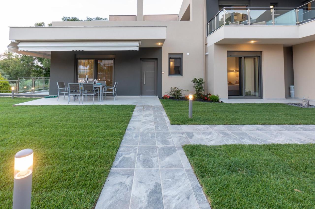 3 Doors Villas Nea Iraklitsa المظهر الخارجي الصورة