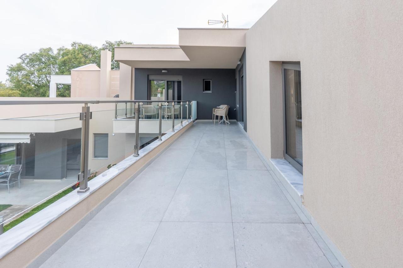 3 Doors Villas Nea Iraklitsa المظهر الخارجي الصورة